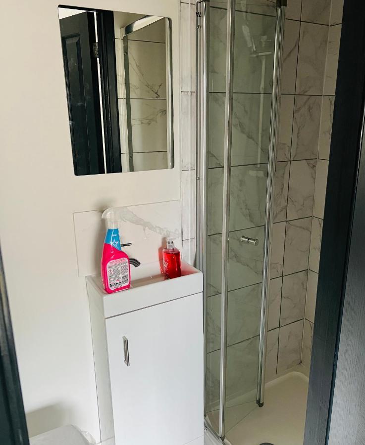 Green Lantern, Private En-Suite Double Bedroom Aveley Zewnętrze zdjęcie