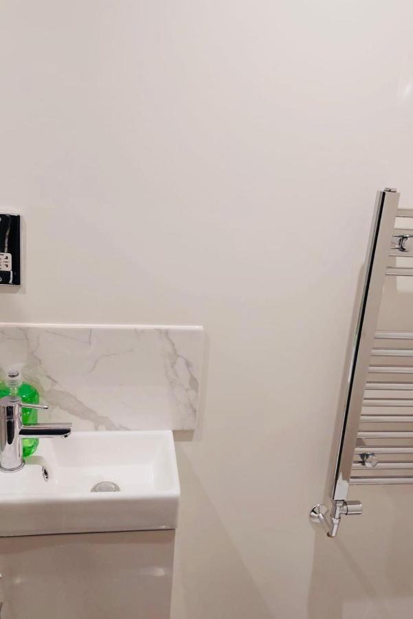 Green Lantern, Private En-Suite Double Bedroom Aveley Zewnętrze zdjęcie